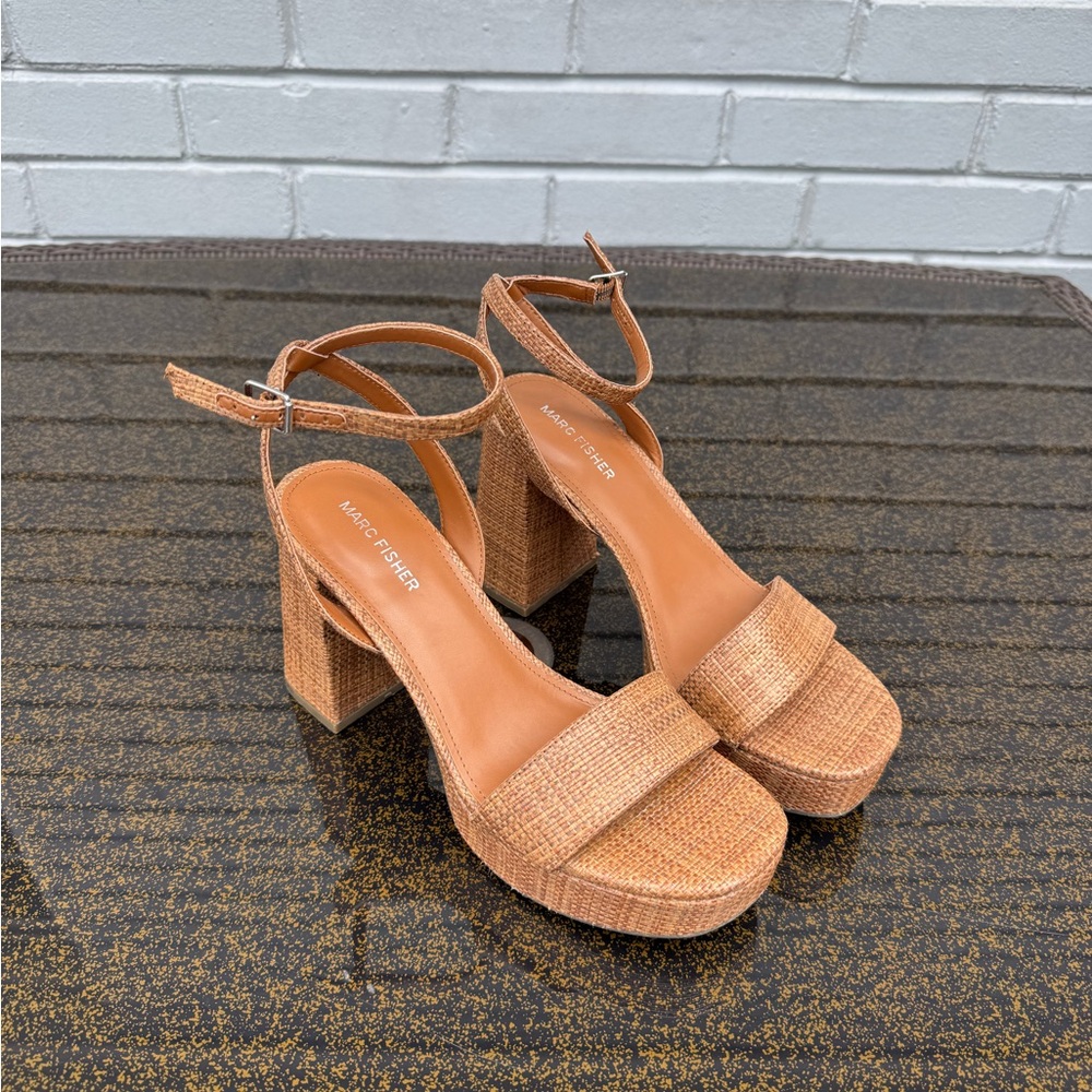 Marc Fisher Sadel Platform Sandal- Brown size 9